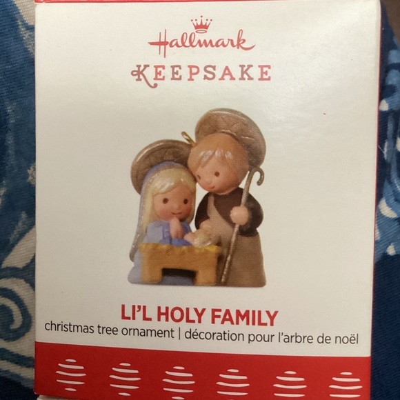 Hallmark Other - Hallmark 995QXM8595 Miniature Holy Family Keepsake Christmas Ornaments